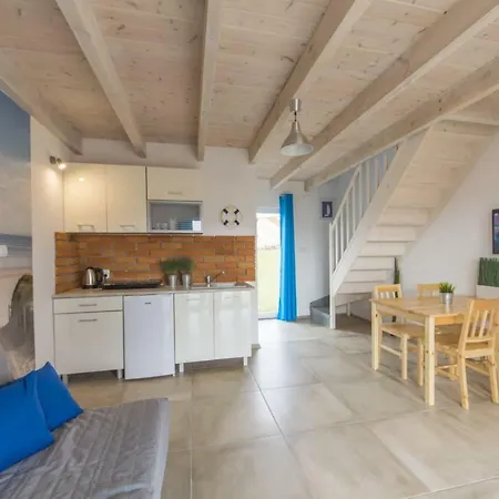 度假居 Na Hamaku *